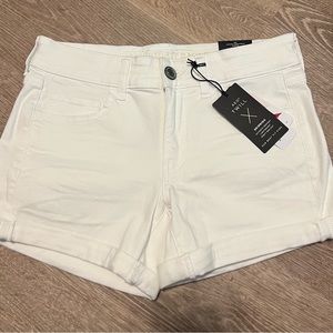 NWT American Eagle Twill MIDI Shorts White Cuffed